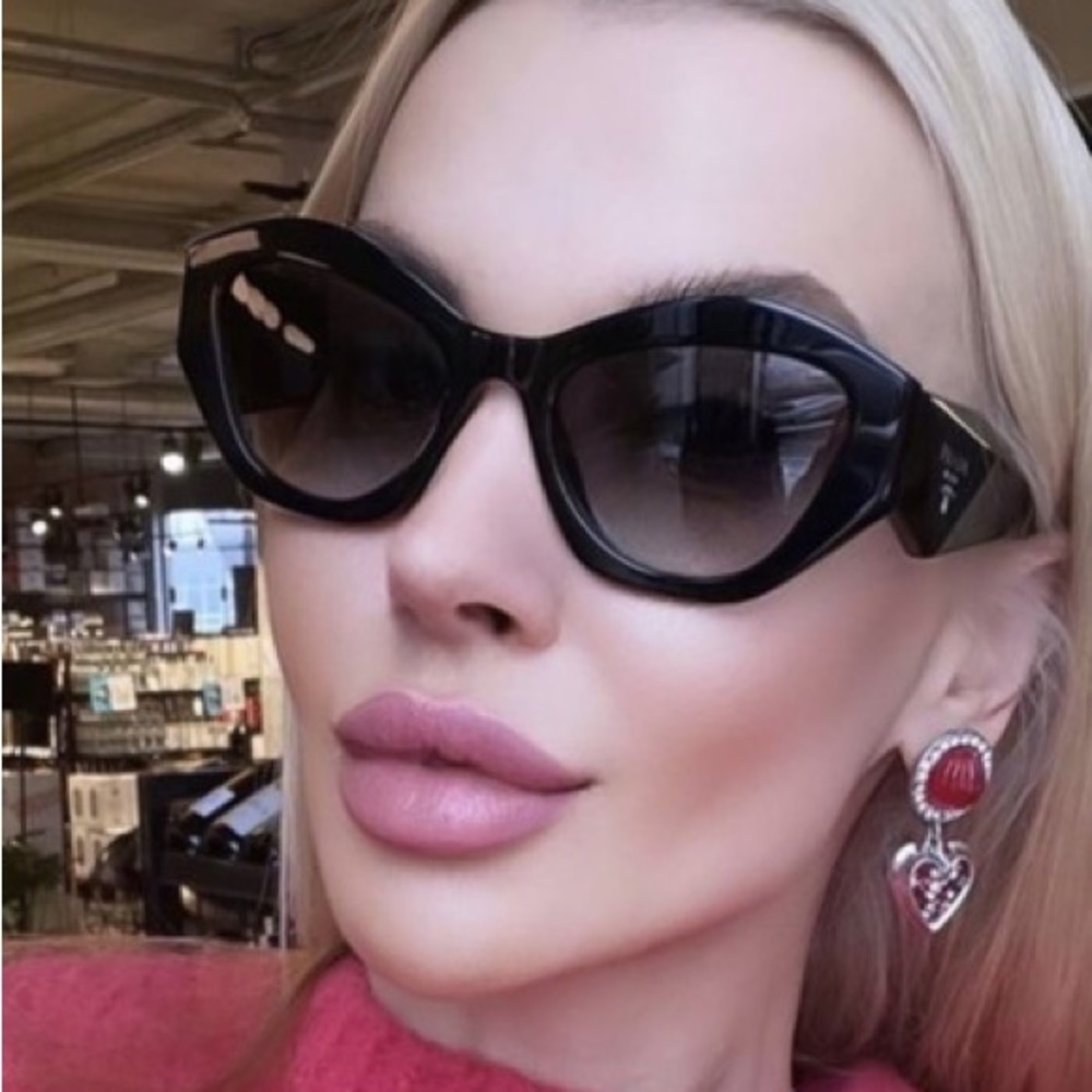 NEW PRADA PR07YS 1AB0A7 WOMEN’S SUNGLASSES PRADA SPR 07Y BLACK PRADA PR07YS - Picture 12 of 13